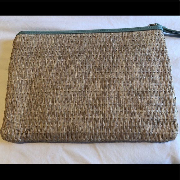 Hawaii Aloha Clutch - Picture 5 of 5